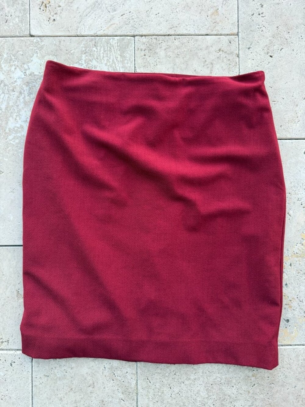 M.M.LaFleur women's business casual pencil skirt size 12 maroon red classic